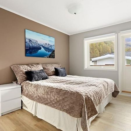 Villa Fint Hus I Flam Aurland Esterno foto