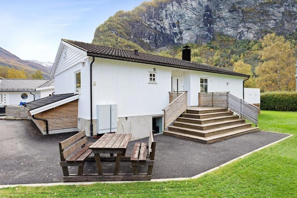Villa Fint Hus I Flam Aurland Esterno foto