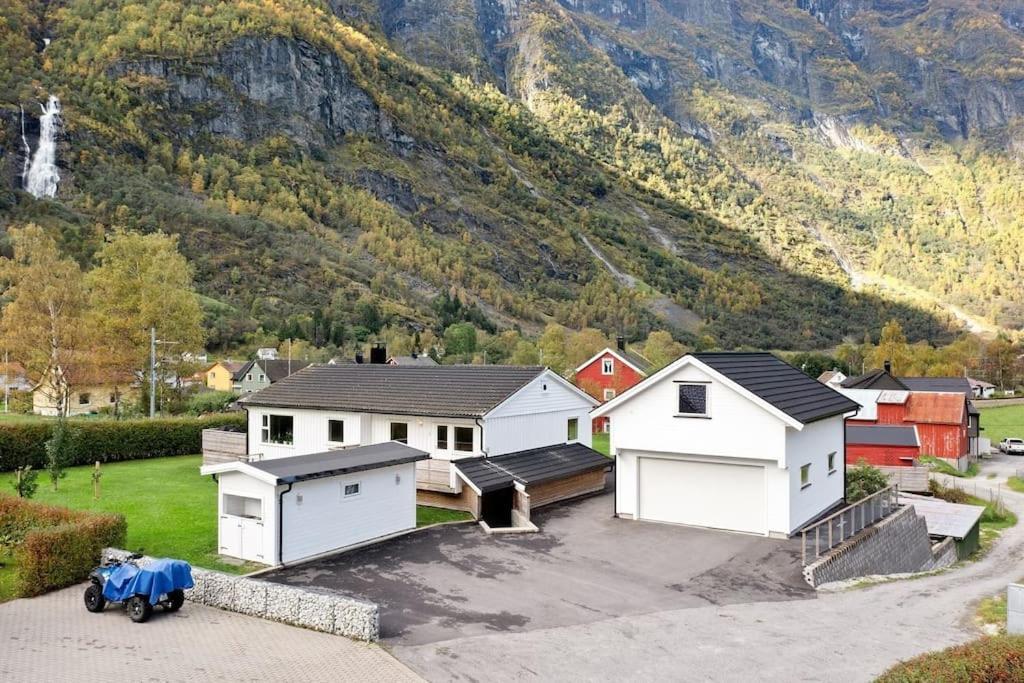 Villa Fint Hus I Flam Aurland Esterno foto